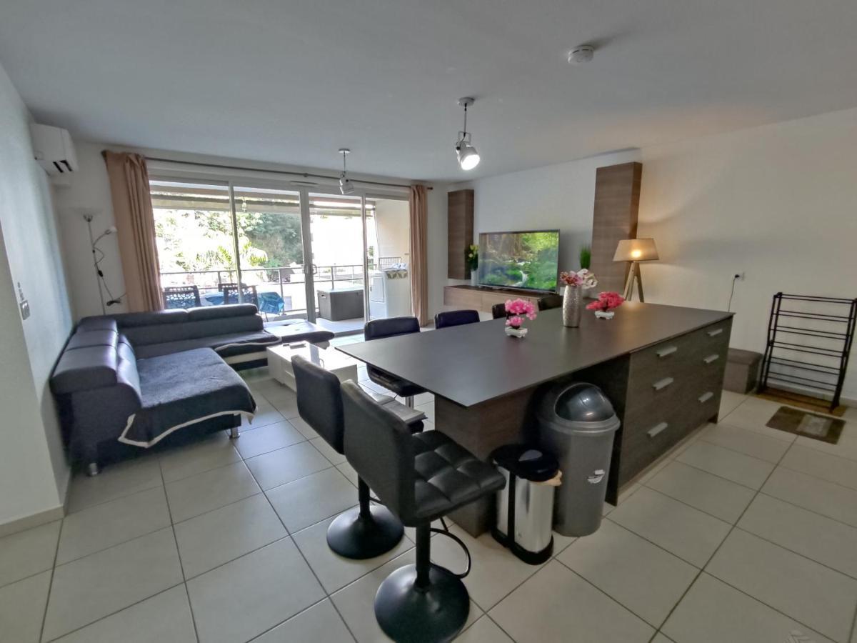 Elegant F3 A La Villa Stencer, Papeete, Calme Climatise Et Spacieux Papeete (Tahiti) Exterior foto